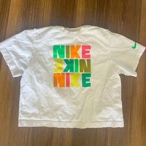 Vintage multicolor cropped Nike shirt